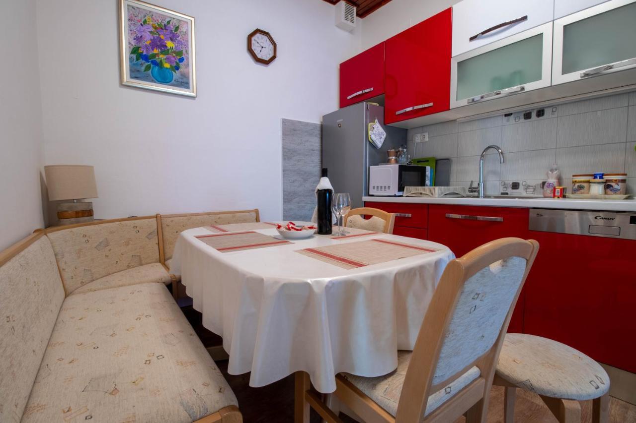 Apartman Ivan Drniš Dış mekan fotoğraf
