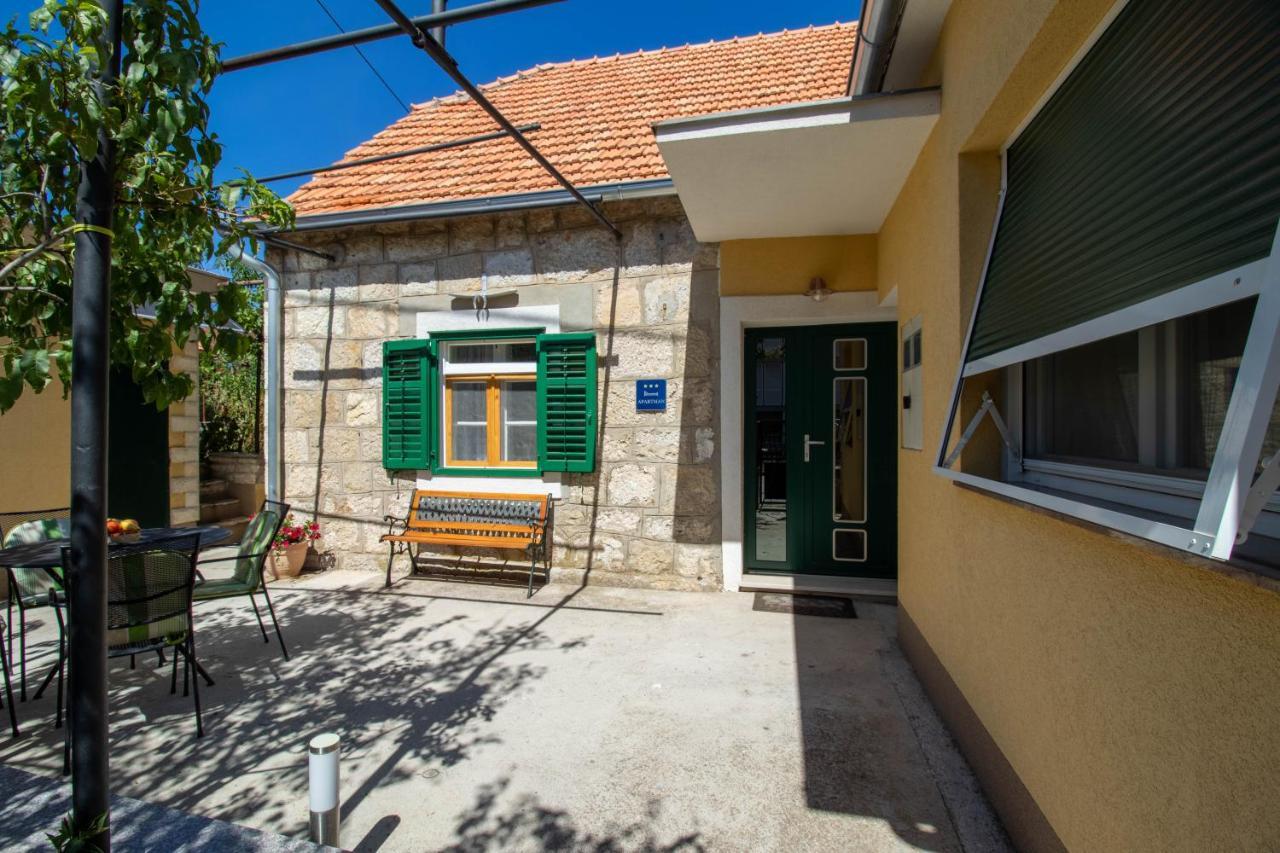 Apartman Ivan Drniš Dış mekan fotoğraf