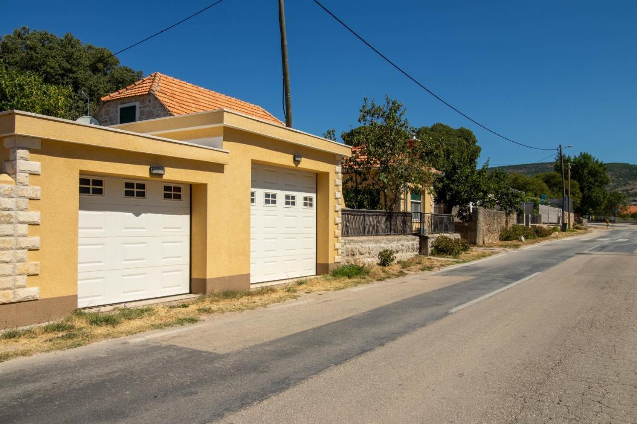 Apartman Ivan Drniš Dış mekan fotoğraf