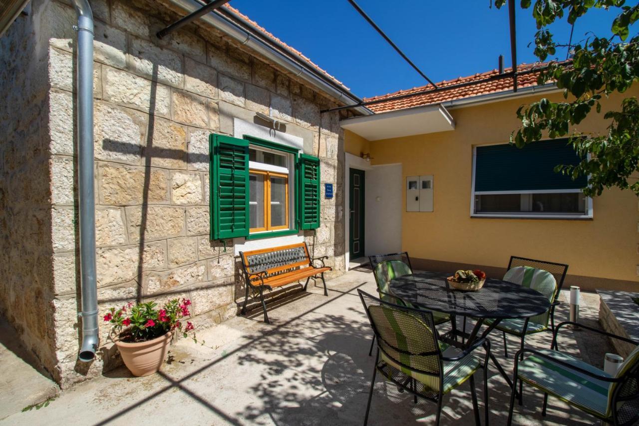 Apartman Ivan Drniš Dış mekan fotoğraf